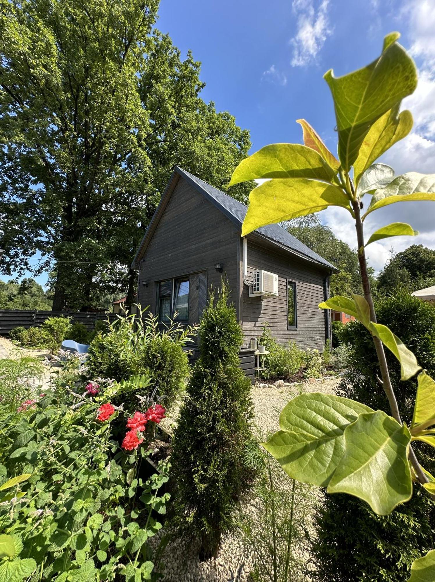 Amazing Little House On An Island With Garden Villa Riga Eksteriør bilde